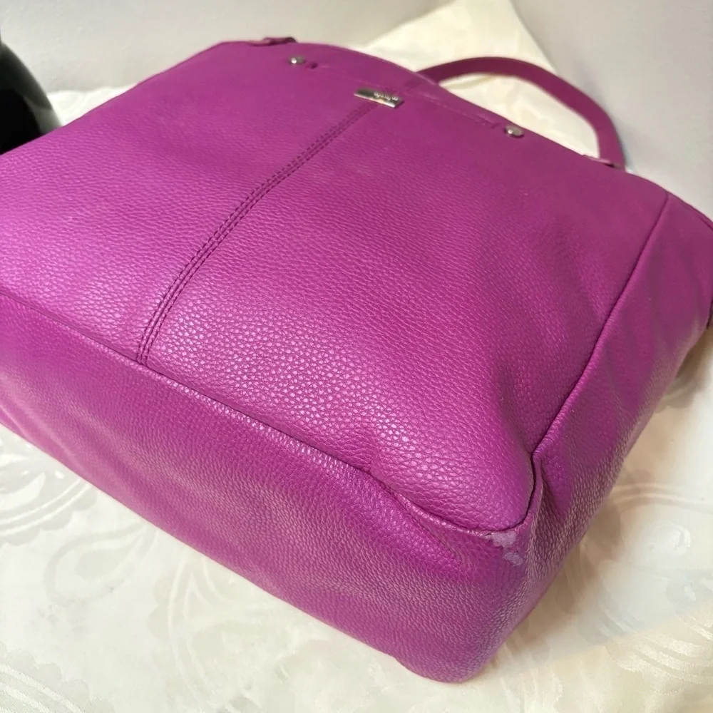 Thirty-One Vibrant Magenta Tote